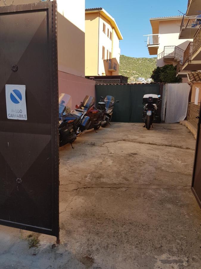 Sa Marina Acomodação com café da manhã La Caletta Exterior foto