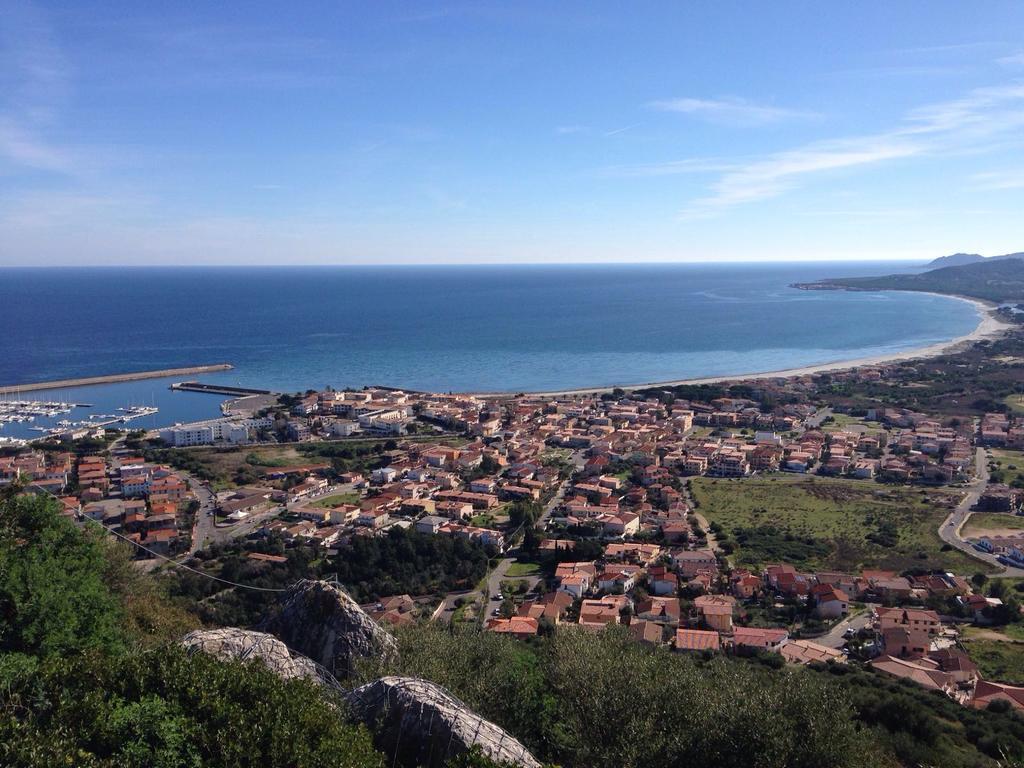 Sa Marina Acomodação com café da manhã La Caletta Exterior foto