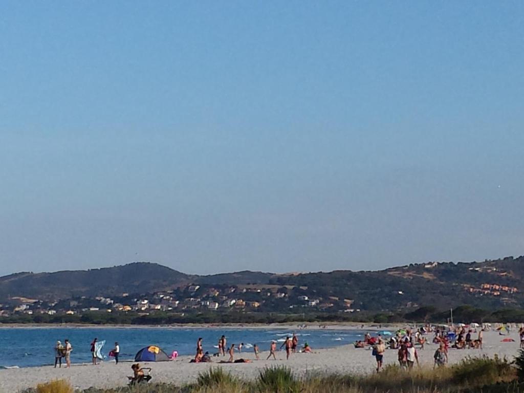 Sa Marina Acomodação com café da manhã La Caletta Exterior foto