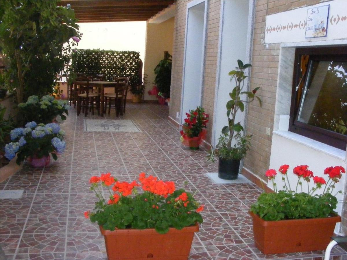 Sa Marina Acomodação com café da manhã La Caletta Exterior foto
